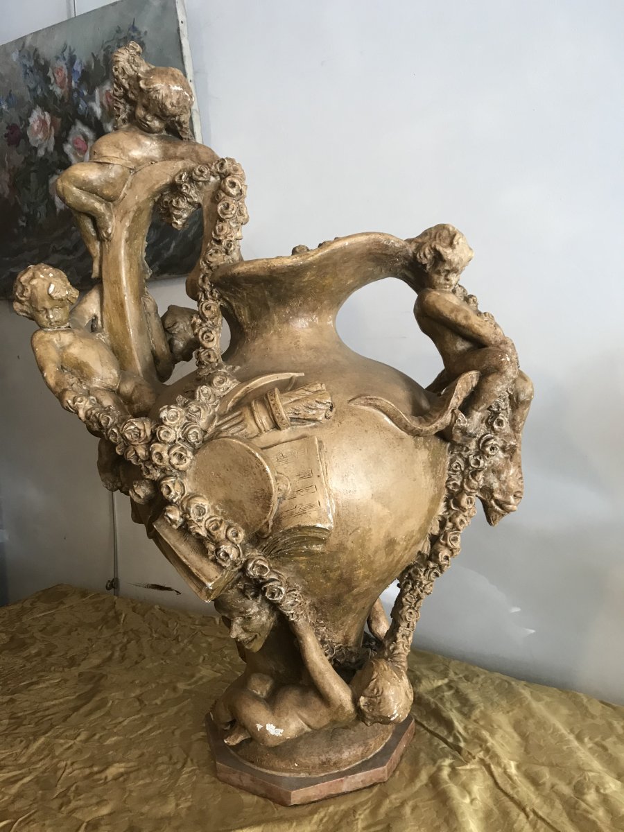 Important Ewer In Terracotta With Cherub Decor