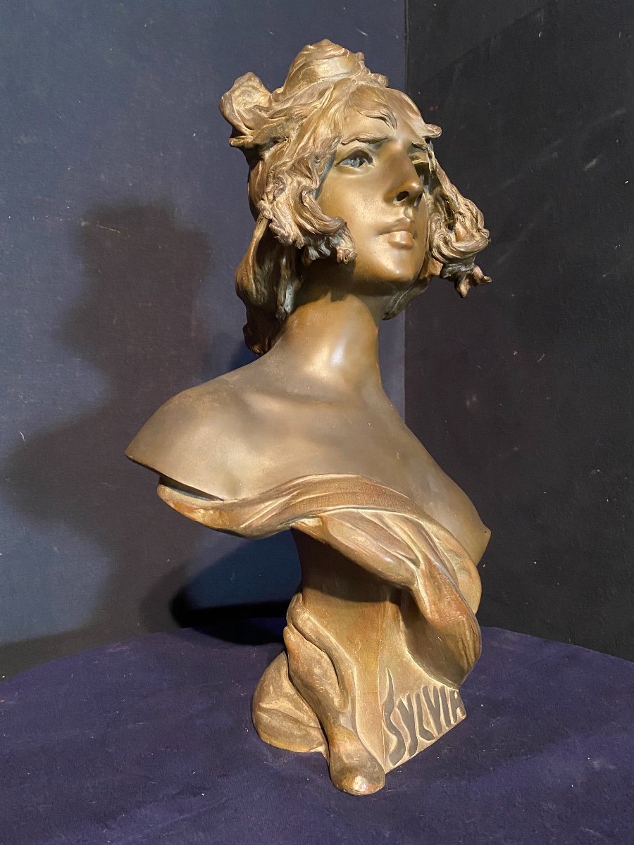 Nelson Art Nouveau Regulated Bust-photo-3