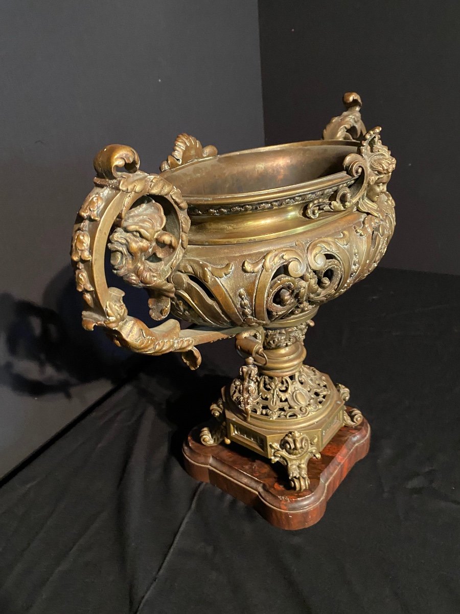 Renaissance Gilt Bronze Cup-photo-3