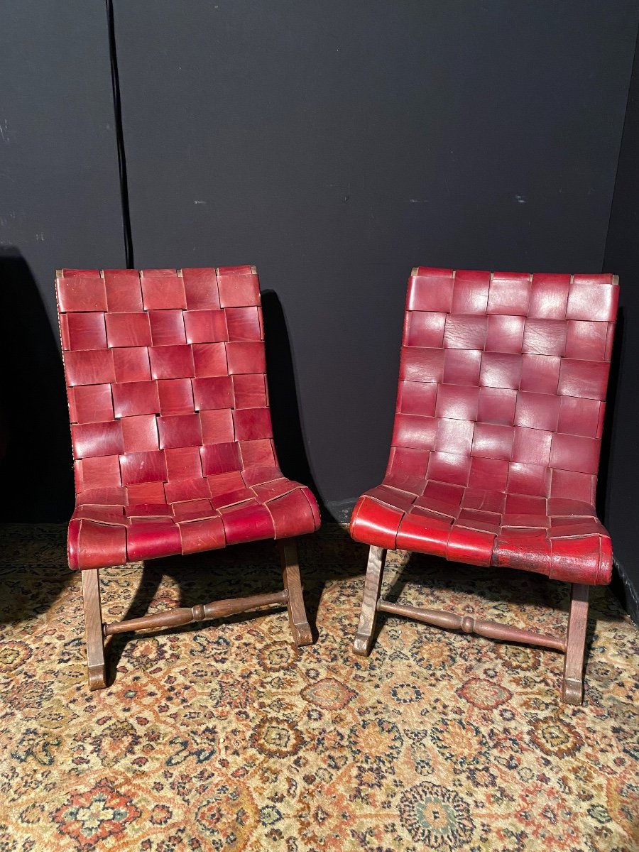 Paire De Fauteuils Recouvert De Cuir Très épais vintage 