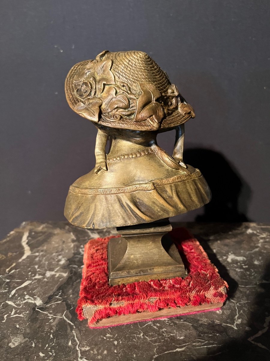 Small Bronze Bust-photo-4