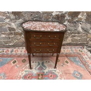 Petite commode de style Louis XVI 