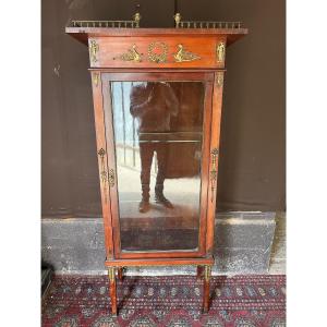 Vitrine de style empire 