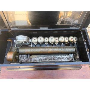 Important Music Box To Be Restored 