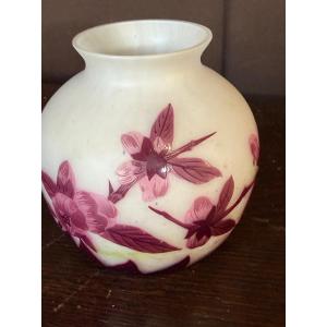 André Delatte Multi-layered Glass Vase With Floral Design