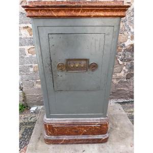 Old Safe