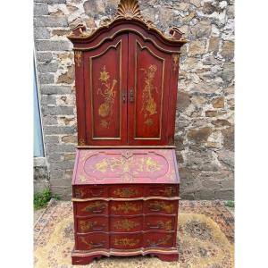 Scriban Two-body Painted Chinese Decor