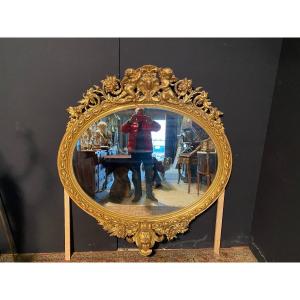 Important Medallion Mirror Decorated With Cherubs