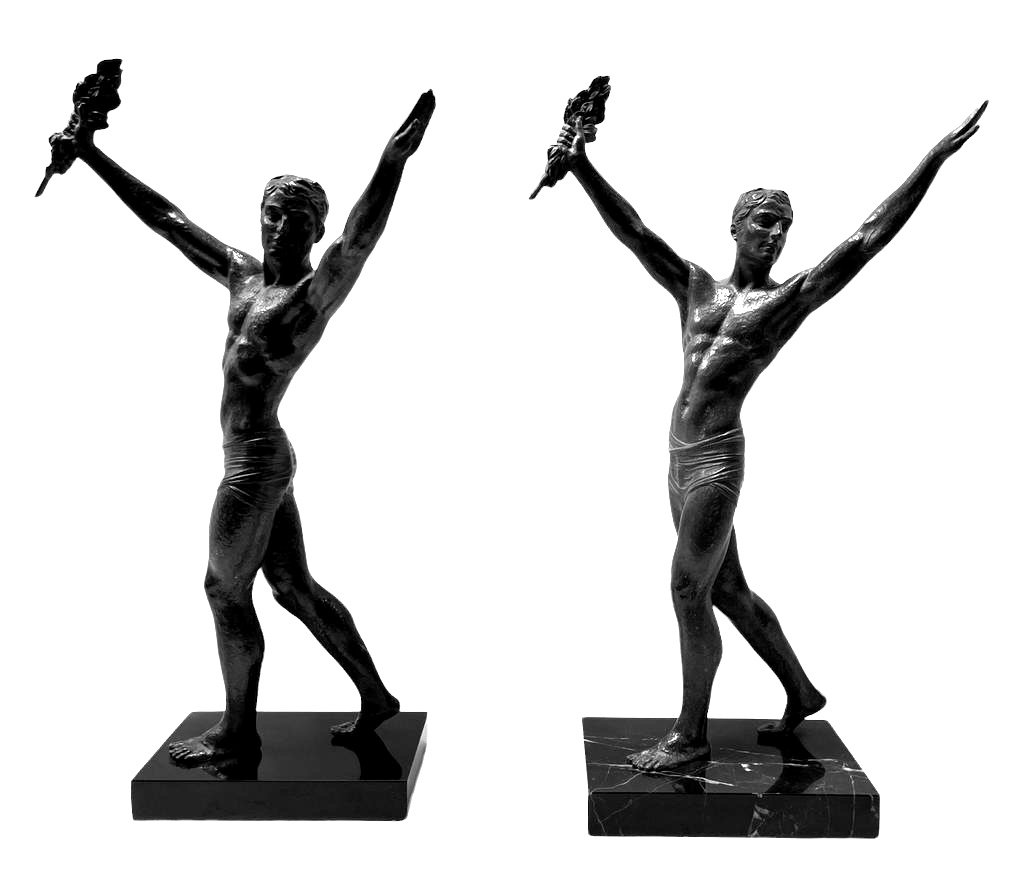 2 Figures Art Déco d'Athlètes avec un trophée Olympique en Régule par D.H.Chiparus et signé avec le pseudonyme de J.Darcourt