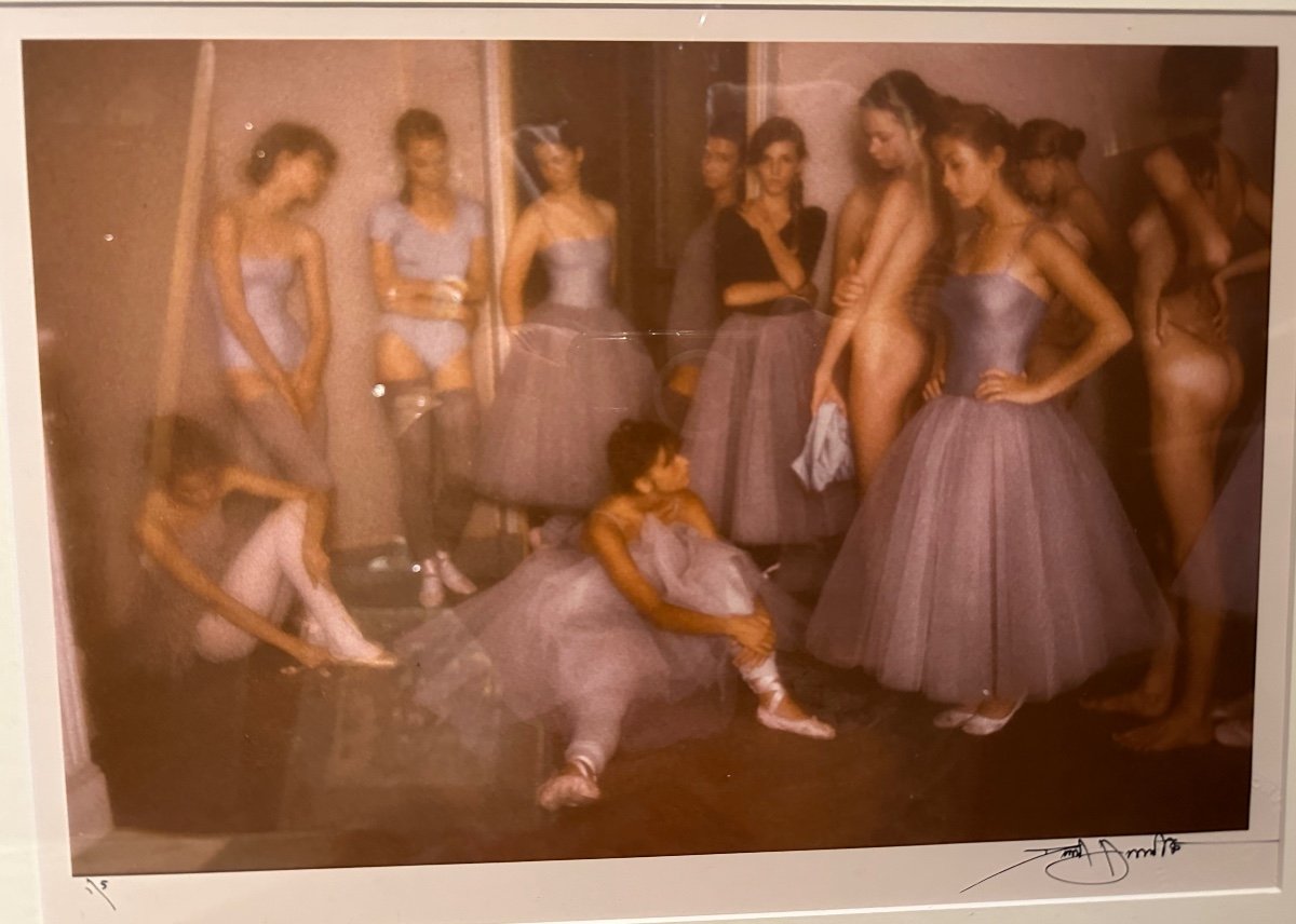 The Meeting Of The Dancers Before The David Hamilton Performance -photo-1