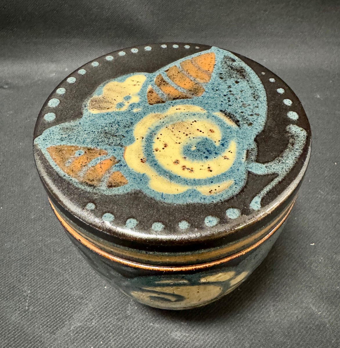 Paul Jacquet - Covered Pot In Glazed Coat, Stylized Floral Decor On A Glossy Black Background-photo-2