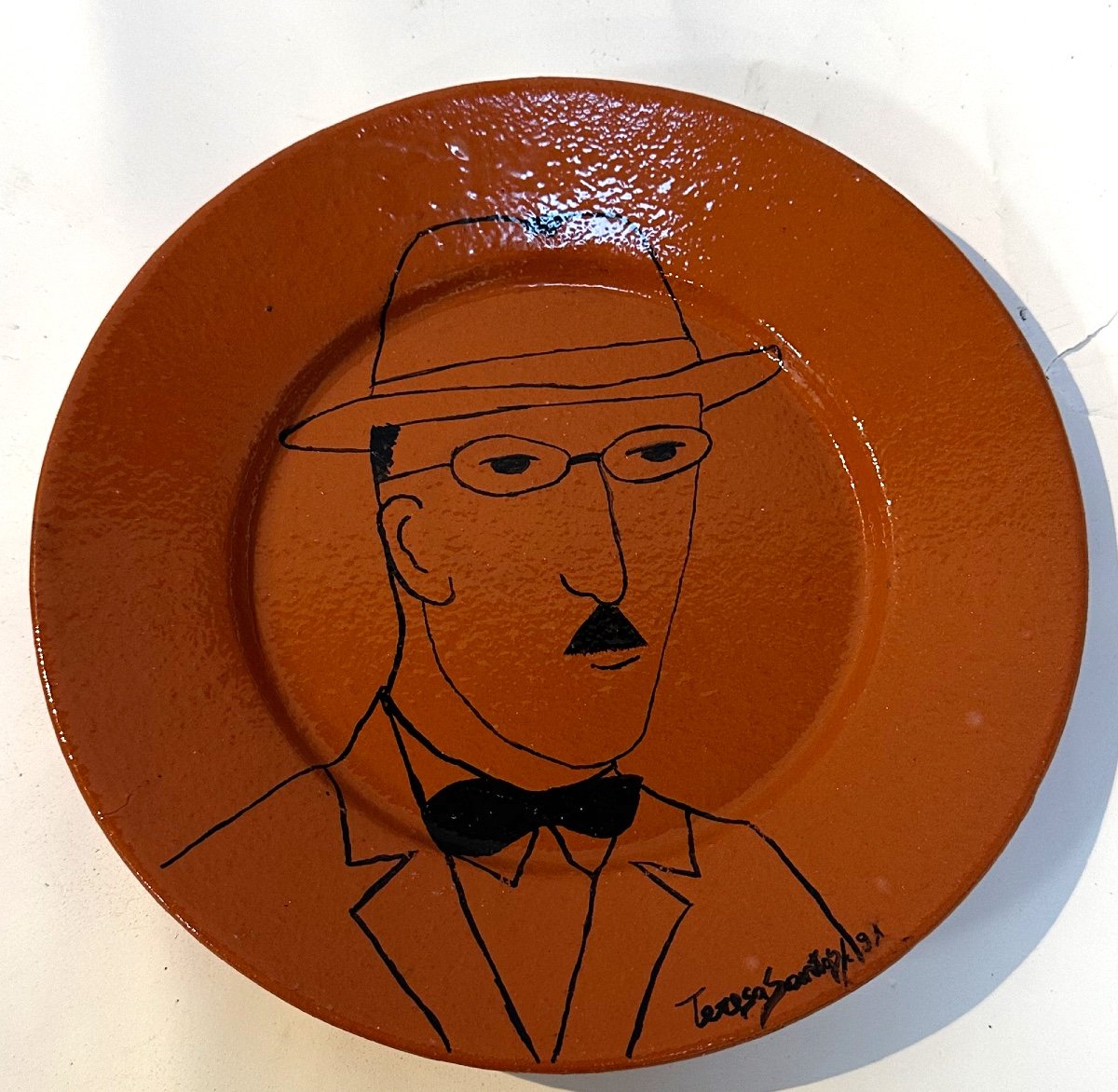 Earthenware Dish The Man With Glasses 