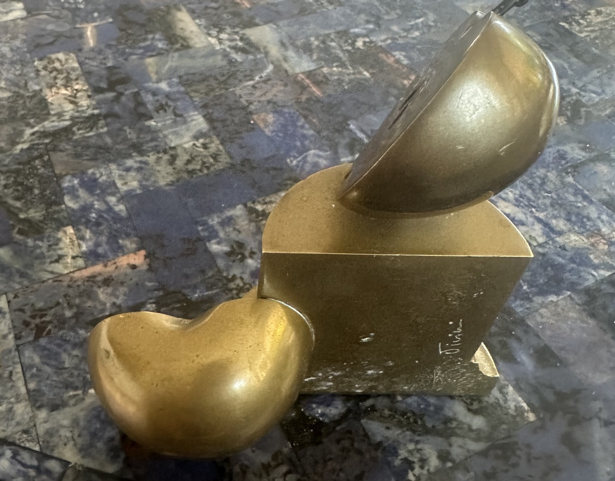 Abstract Sculpture Monumentally Yours Vanni Viviani 1980-photo-1