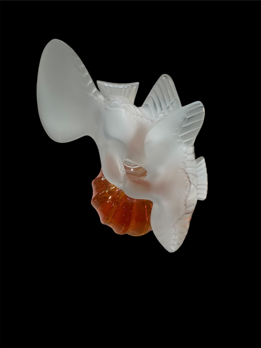 Nina Ricci Bottle By Lalique France -photo-4