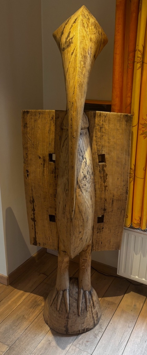 Caloa Wood Sculpture 