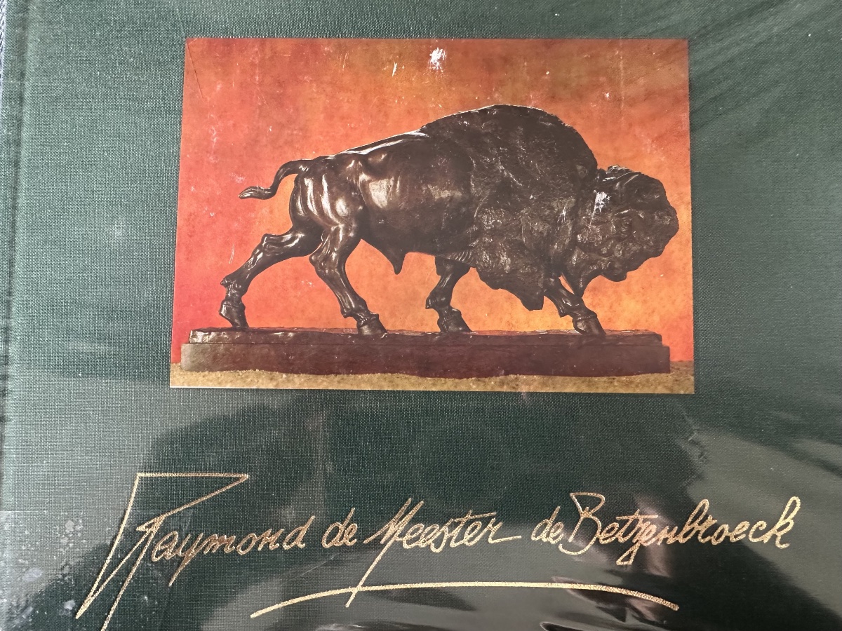 Bronze Bison en marche Raymond de Meester sculpture d’atelier -photo-5