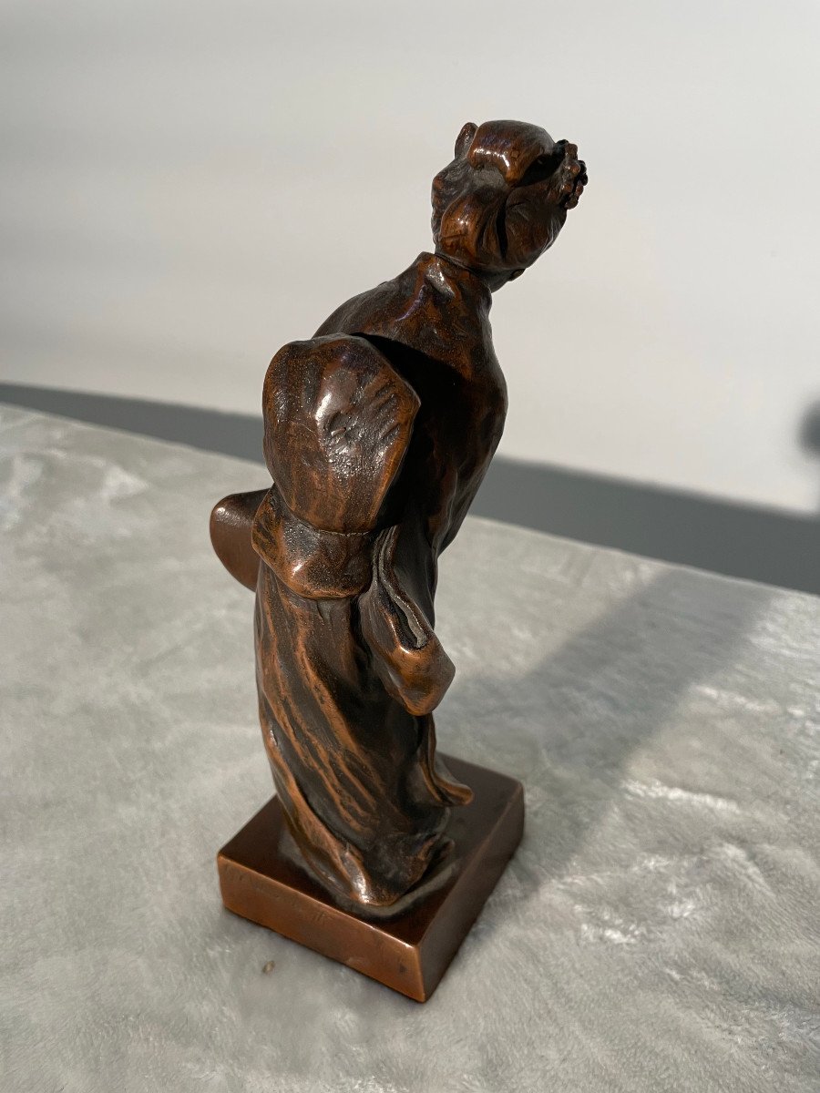 Sculpture En Galvano Plastie - Femme Japonaise - Signé G.v. Vaerenbergh - Dim. 7x7x20-photo-2