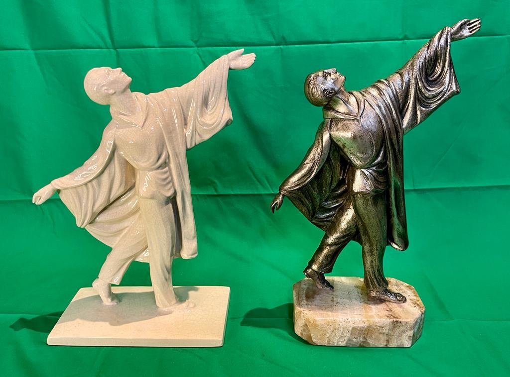 2 Sculptures De Pierrot, Une En Céramique (signé M. Bouraine) Et Une En Bronze (non Signé)