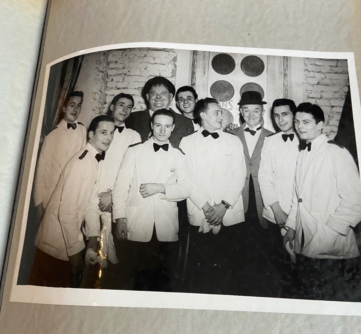 Book Of The Passage Of Laurel And Hardy At The Lido De Paris 1947-photo-3