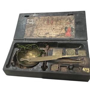 Diamond Dealer's Scales, 17th Century Amsterdam