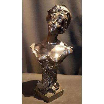 Bust Of Woman With Hat, Artistic Bronze - W. Hareng Paris