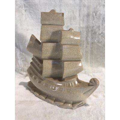 White Cracked Earthenware - Sailboat - Base: 13 X 29cm - H. 30cm