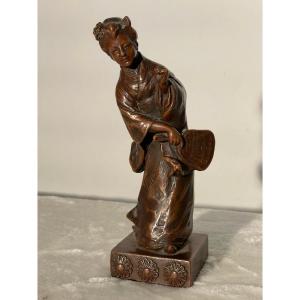 Sculpture En Galvano Plastie - Femme Japonaise - Signé G.v. Vaerenbergh - Dim. 7x7x20