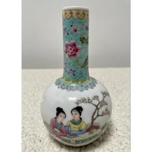 Small Vase - China - Stamp - Size 9 X 15cm