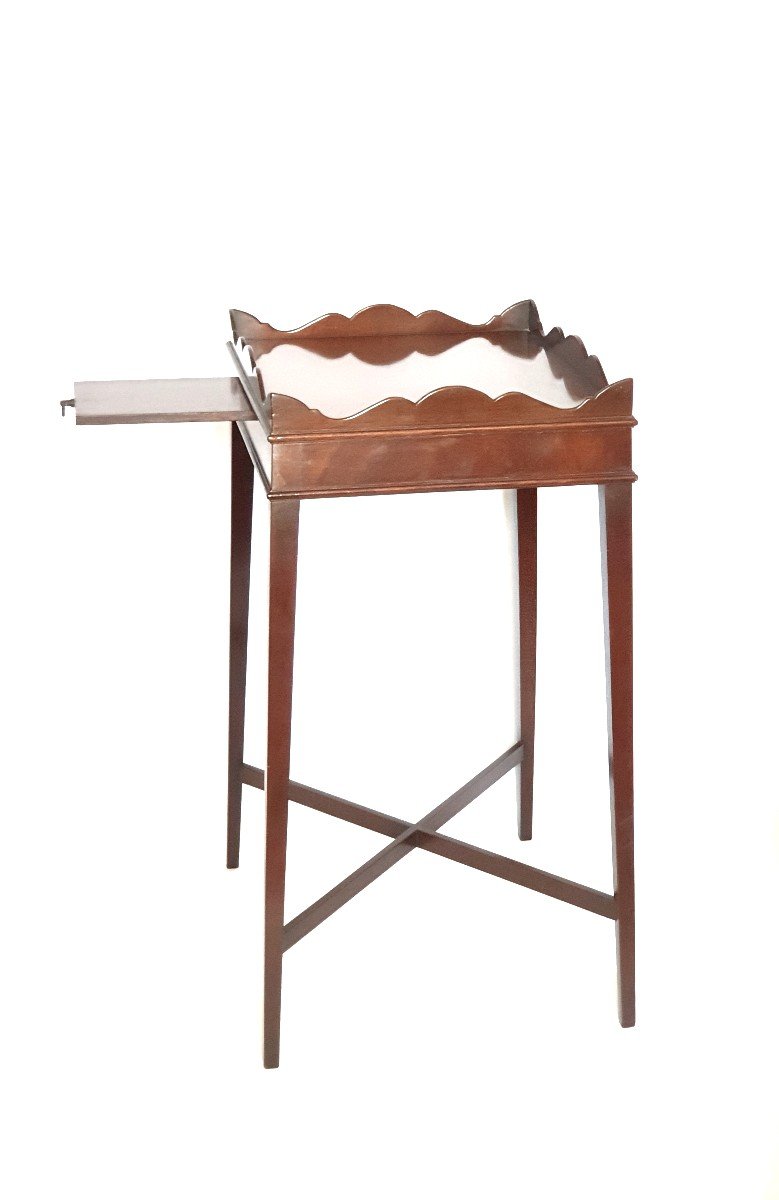 Table d'appoint en acajou  meuble anglais XXe Bevan - Funnell 1970-photo-6