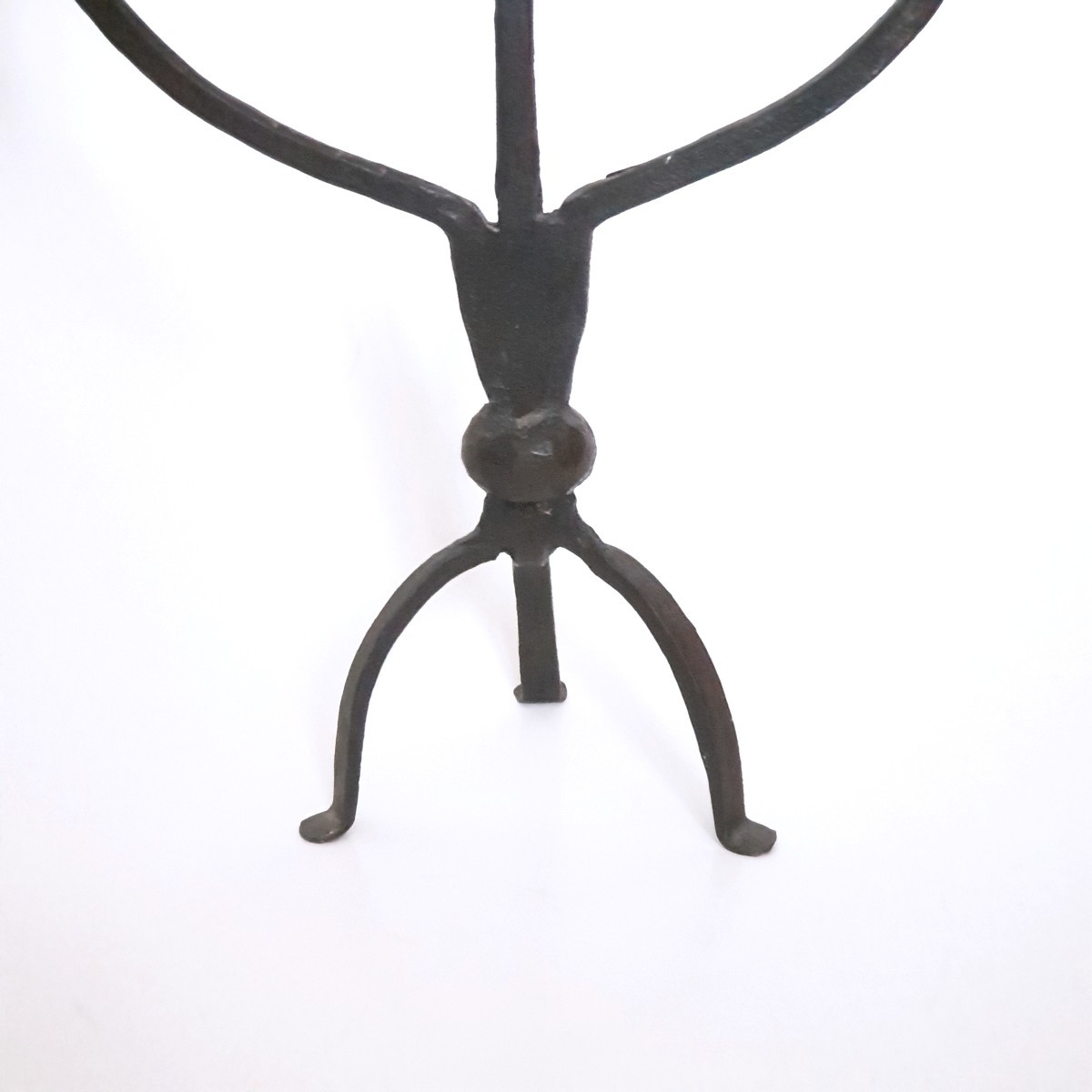 Brutalist Wrought Iron Candlestick, 1960s, 20th Century-photo-3