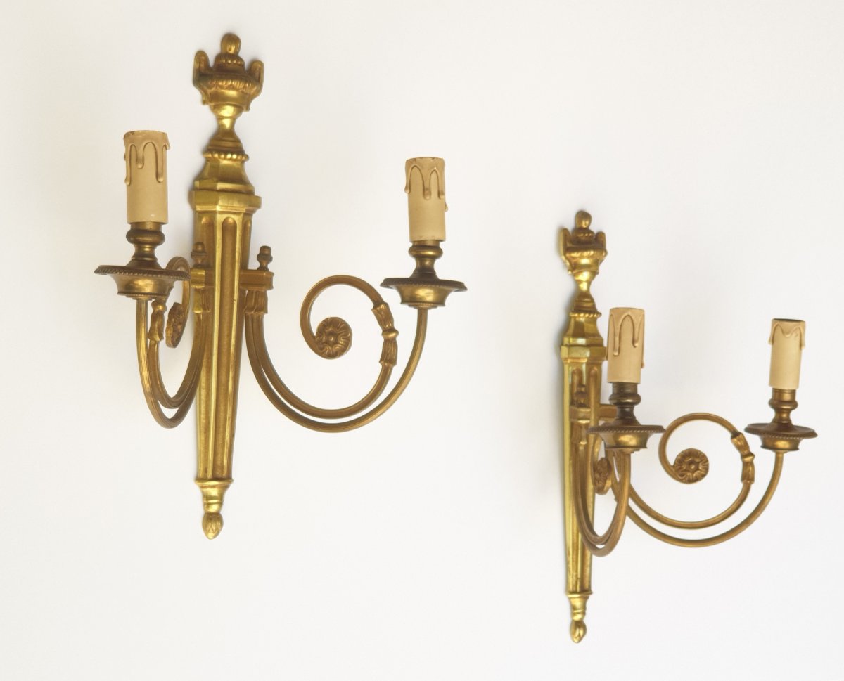 Pàire d'appliques en bronze  style Louis XVI-photo-4