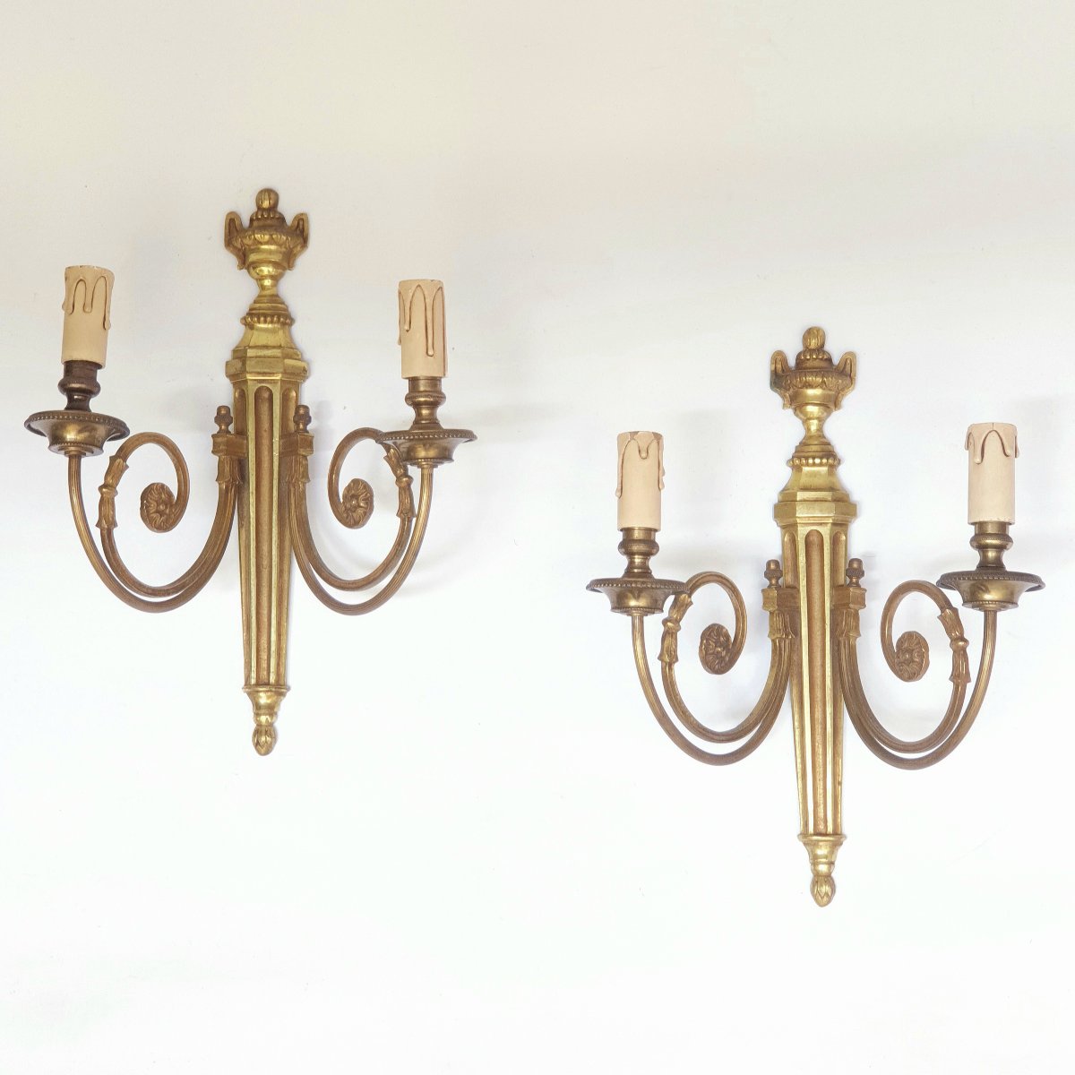 Pàire d'appliques en bronze  style Louis XVI-photo-6