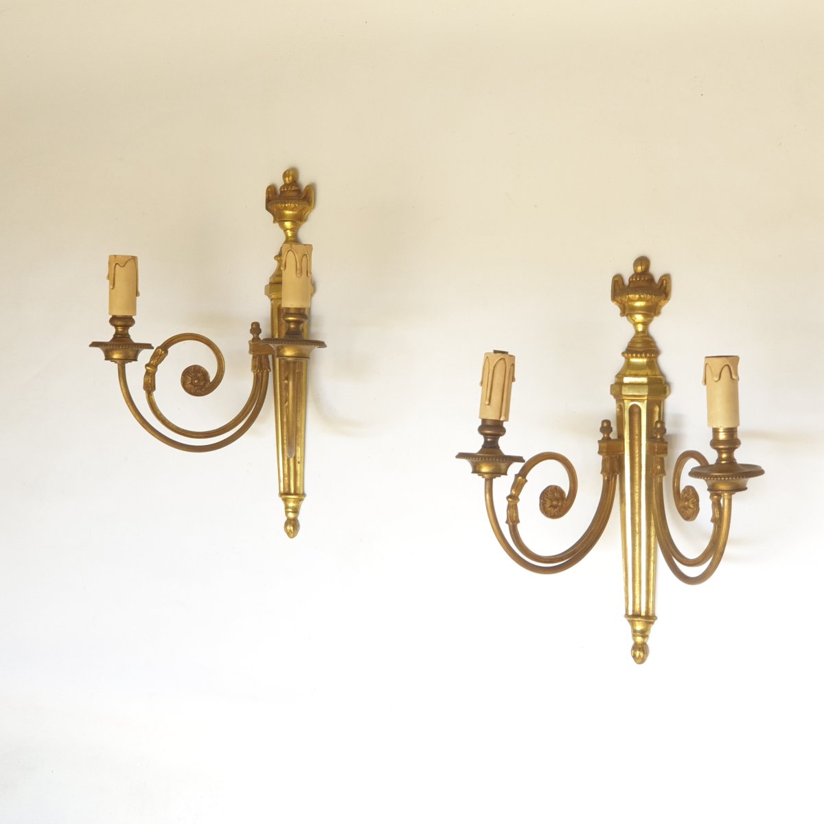 Pàire d'appliques en bronze  style Louis XVI-photo-3