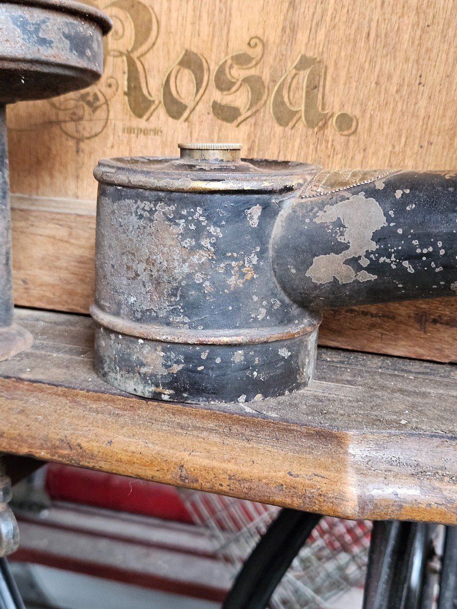 Lampe à Pétrole Pour Machine à Coudre Cheri Desprin Vers 1900-photo-1