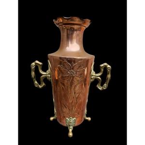 Vase En Cuivre & Laiton Art Nouveau Décor Floral & Tête De Faune & Fabrique Gbn & Jugendstil