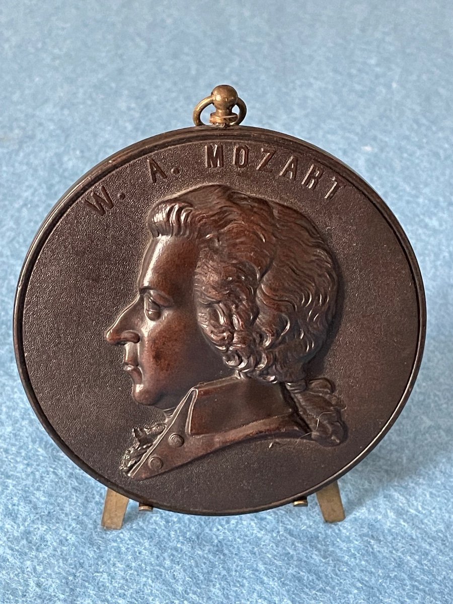 Grande Médaille En Bois Durci De  Mozart époque  Napoleon III  ÉPOQUE  19 ème 