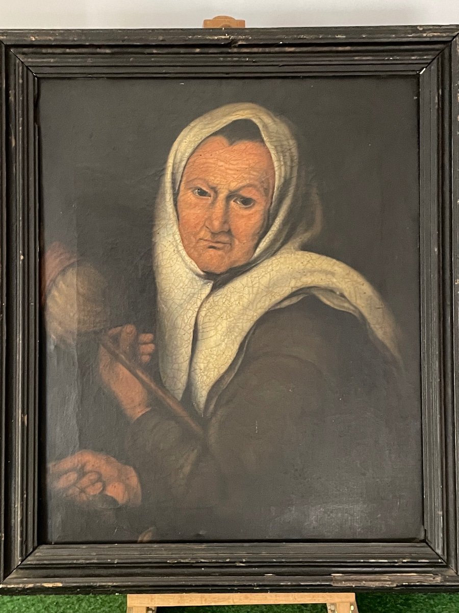 Vieille  Femme  A  La  Quenouille   Reproduction  Ancienne  19 ème 