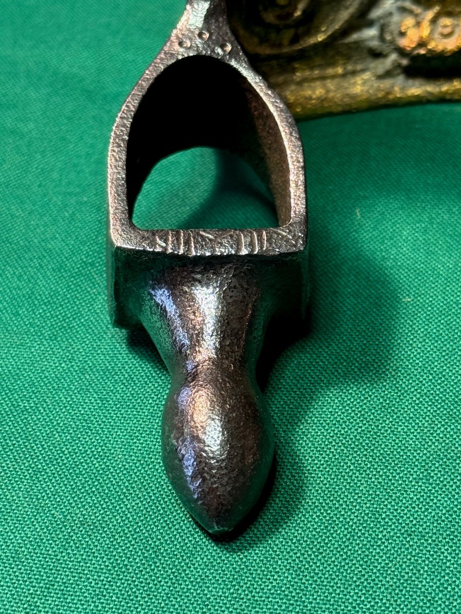 19th Century "violet Le Duc" Battle Axe -photo-1