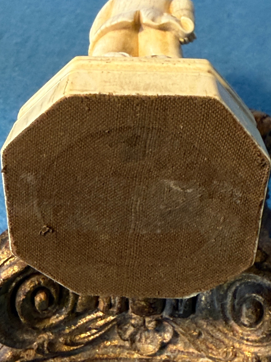 Couple  En  Ivoire  Sculpté  Scène  Licencieuse  Travail De  Dieppe  19 ème -photo-3