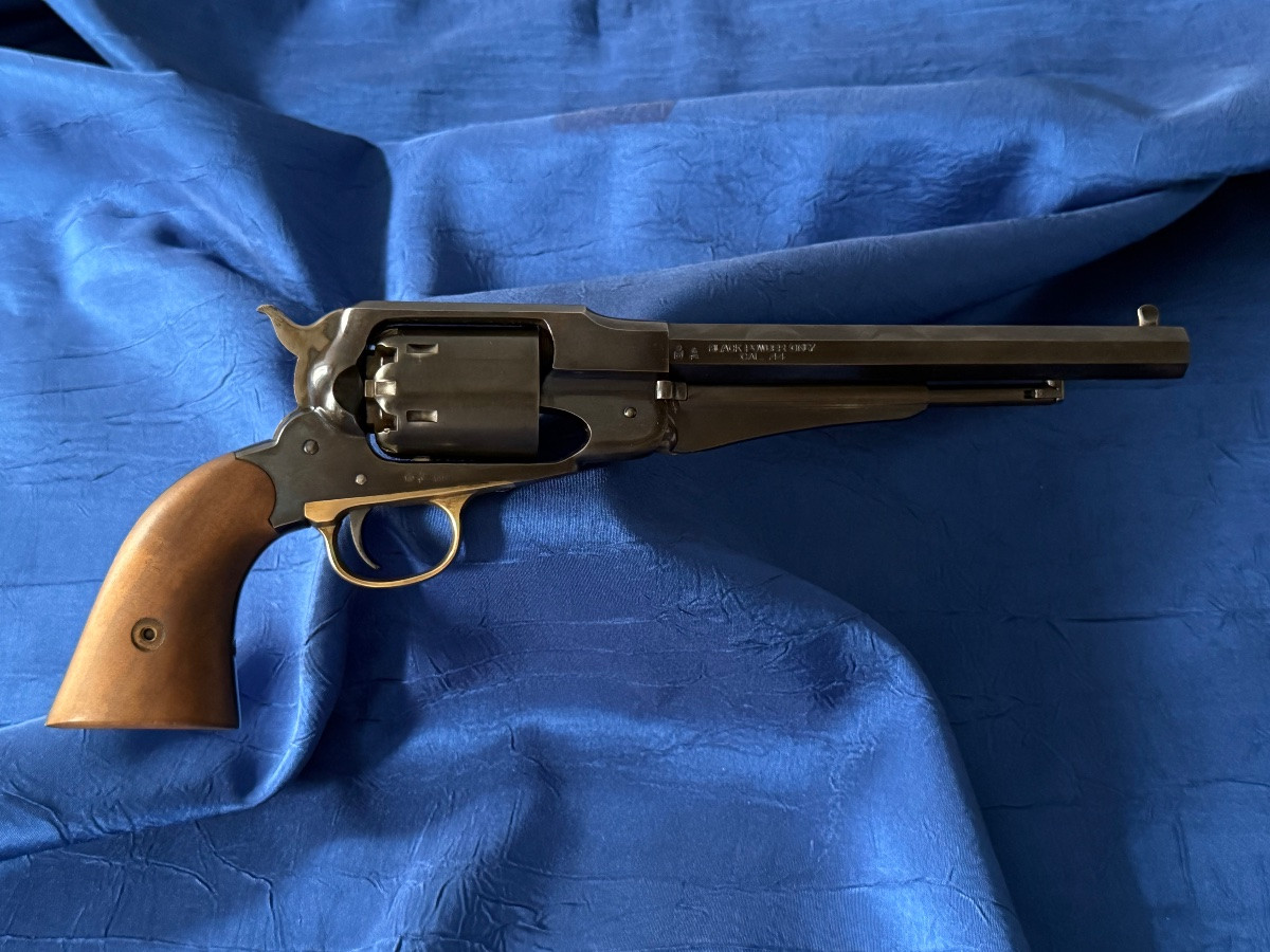 Remington 1856 Black Powder Uberti Revolver Sold By Hombert In Saint étienne 1970-photo-6