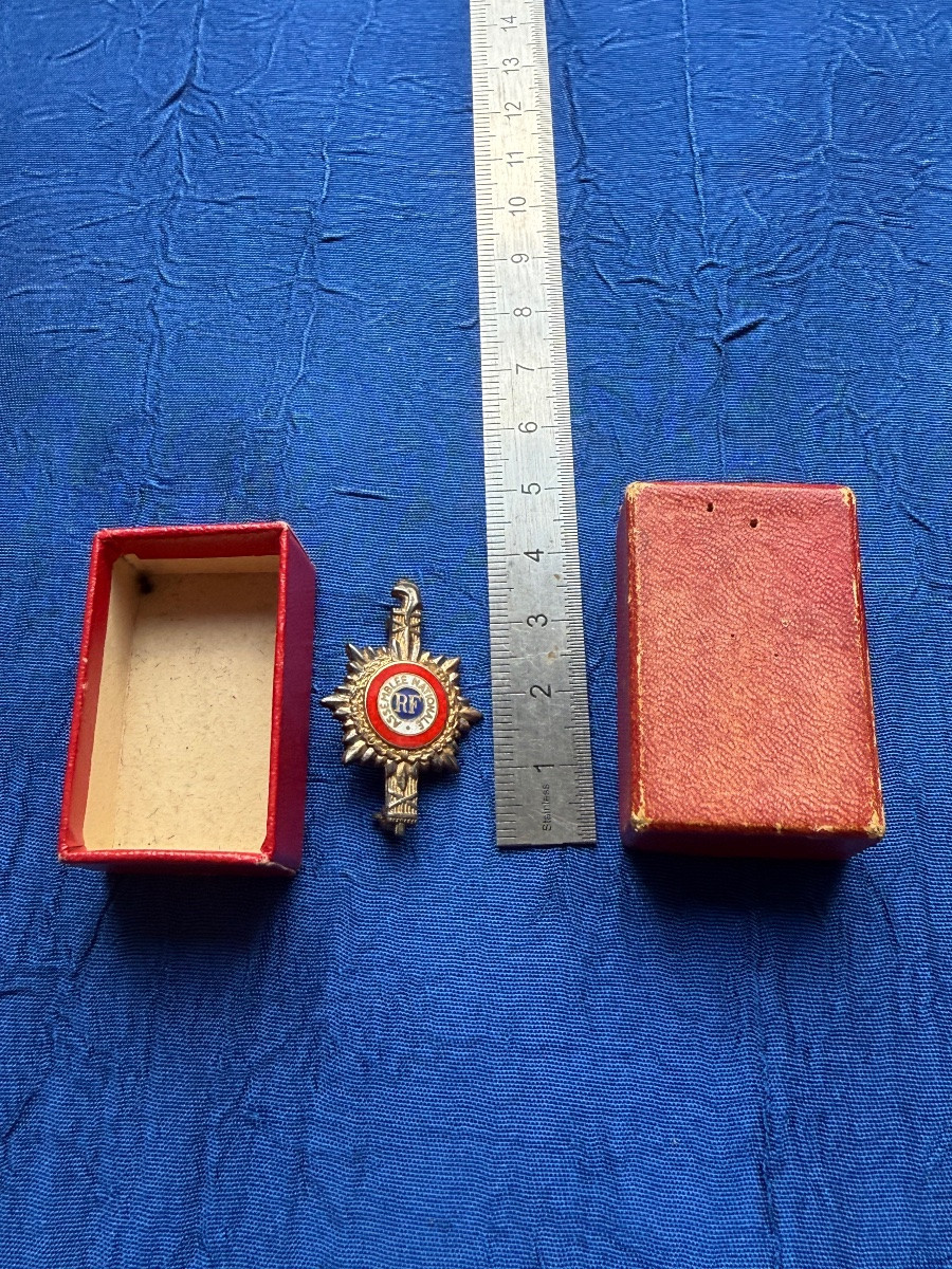 Reduced Badge For Deputy's Lash House Of The 3rd Republic -photo-3