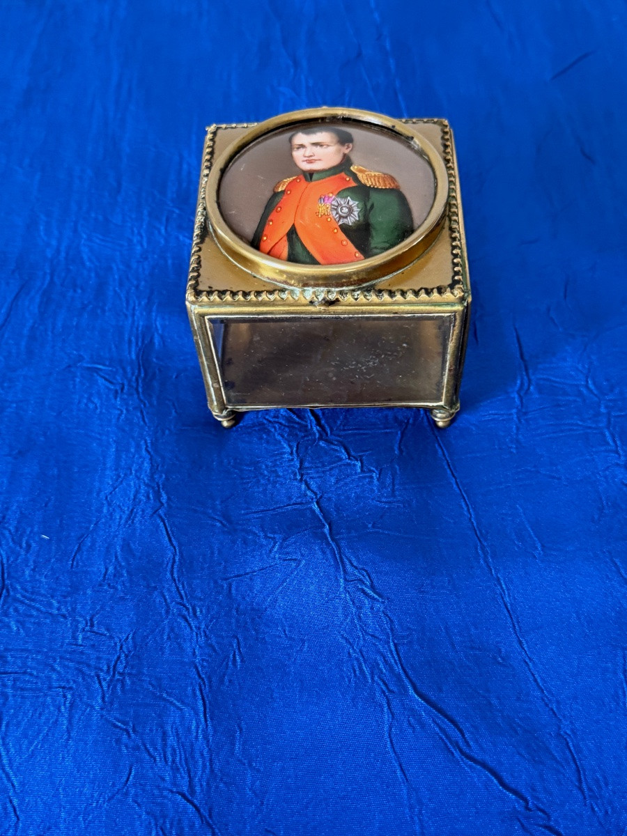 Jewelry Box With Portrait Of Napoleon 19th Century -photo-2