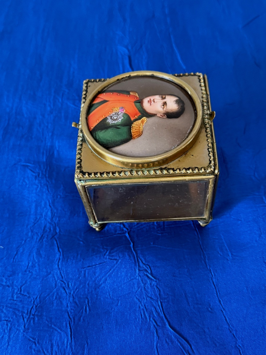 Jewelry Box With Portrait Of Napoleon 19th Century -photo-3