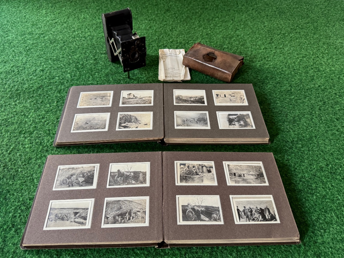 2  ALBUMS  PHOTOS  DE 96 PHOTOS  CHACUNS  GUERRE DE  1914 / 1918  W W 1 