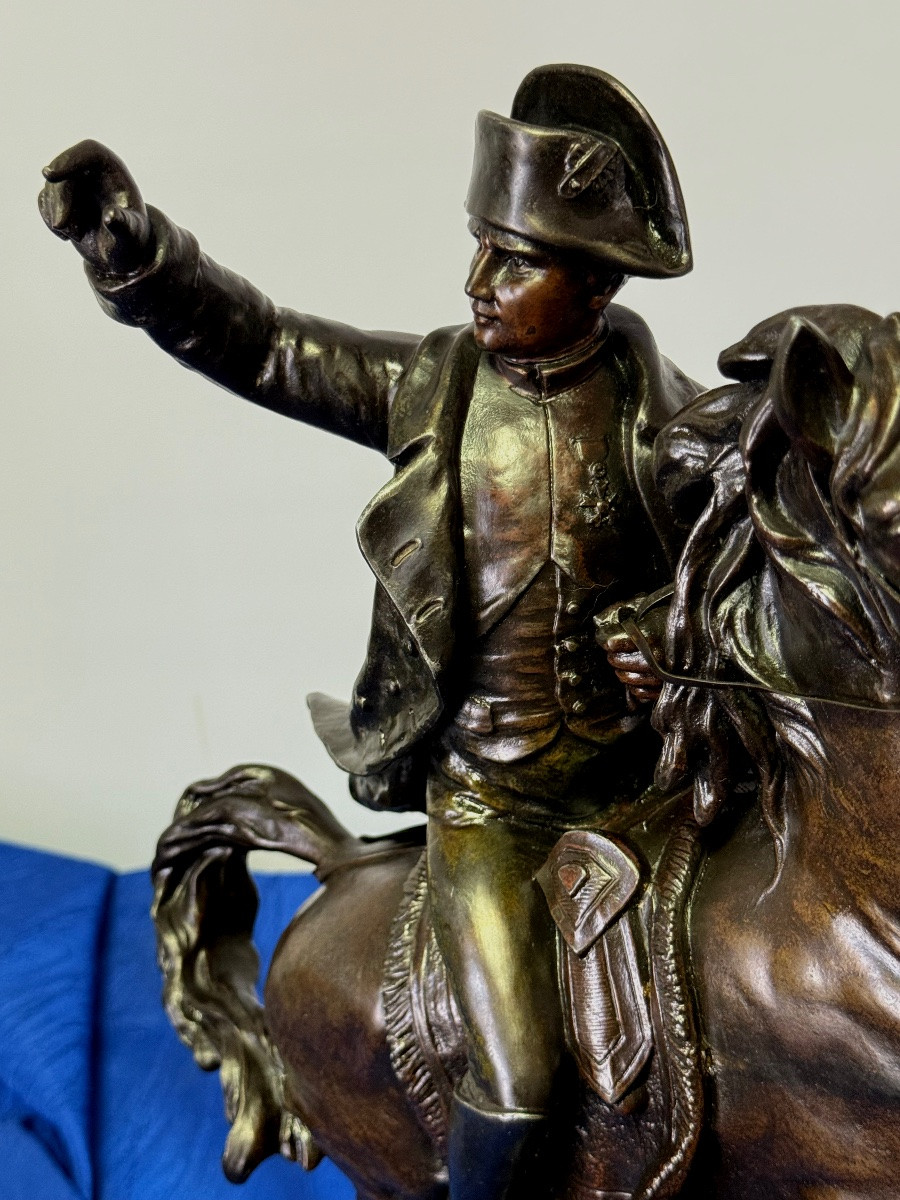Napoleon Equestrian Statue By François Moreau 1832-1927 In Cast Steel With Bronze Patina -photo-6