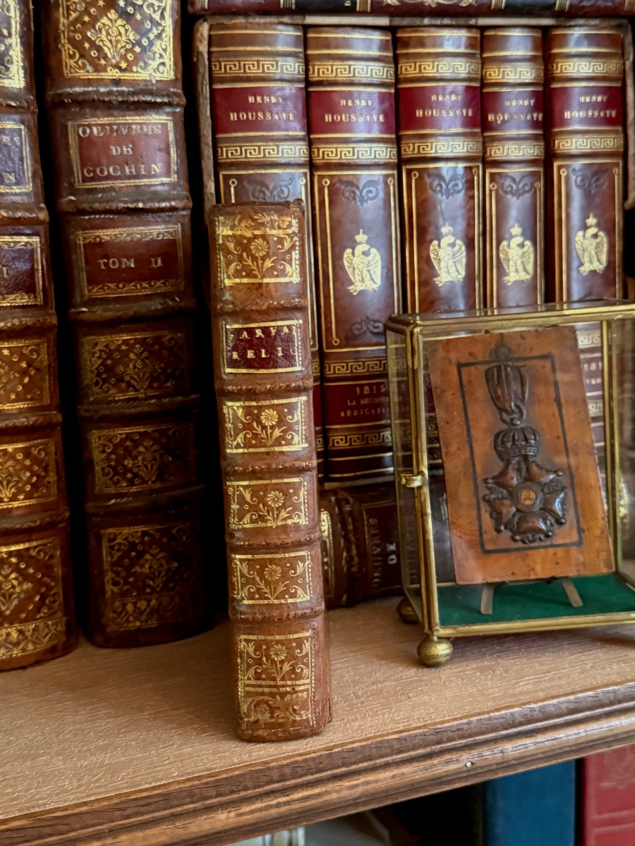Hidden Book Music Box In Book With The Great Coats Of Arms Of France 18th Century 1752-photo-6