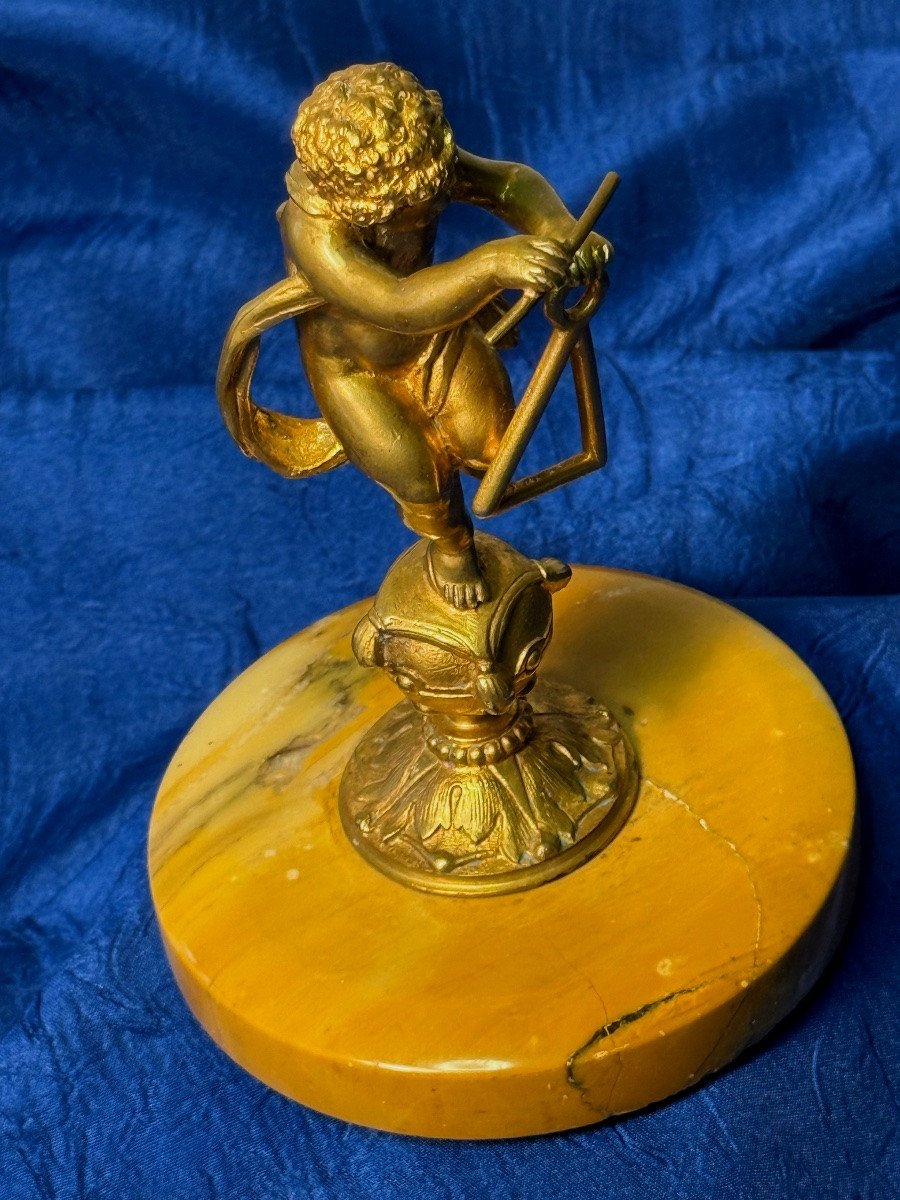 CHÉRUBIN  JOUANT  DU TRIANGLE  BRONZE DORÉ  20 ÈME -photo-6