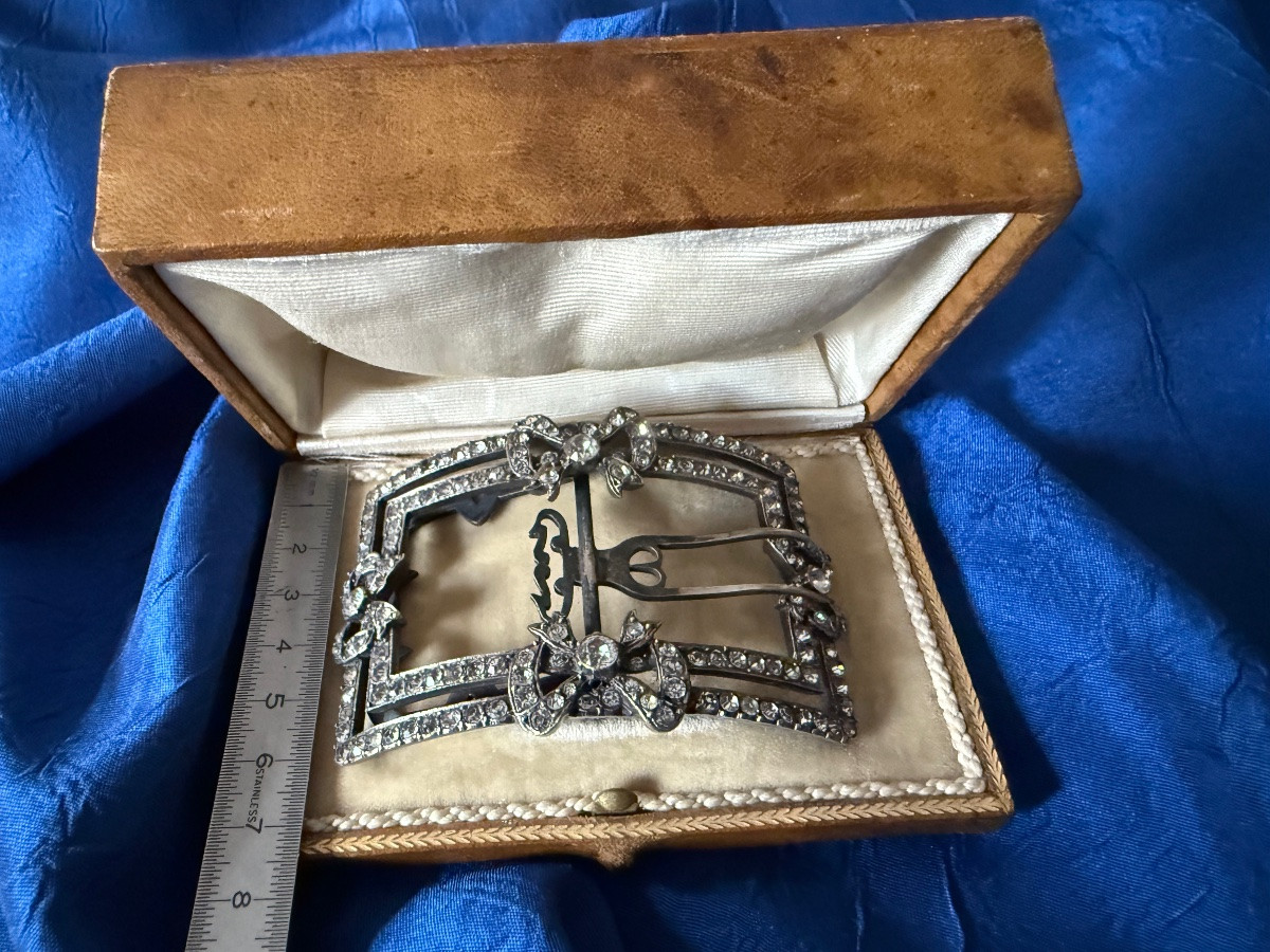 BOUCLE  DE  CEINTURE  A   NOEUDS DANS SON ÉCRIN   D'ÉPOQUE  19 ÈME -photo-5