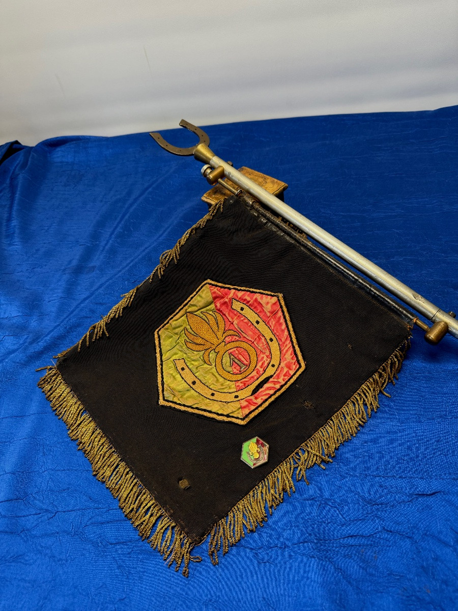 LÉGION ÉTRANGÈRE  RARE FANION DE LA 1ERE  COMPAGNIE SAHARIENNE  PORTÉE 1940  W W 2 -photo-4