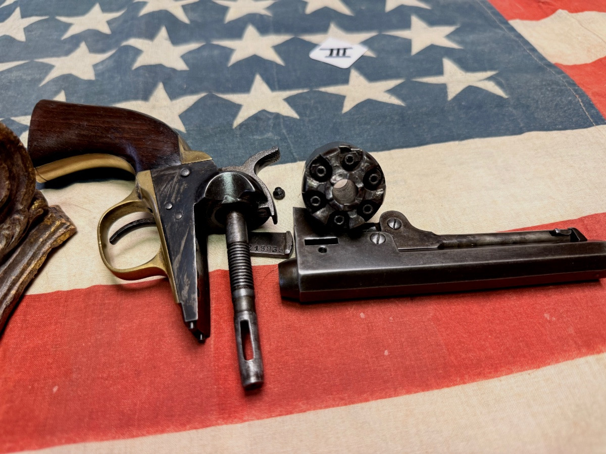 RÉVOLVER  COLT  POCKET   MODÈLE  1849   5  POUCES  19 ÈME  N° 3-photo-8